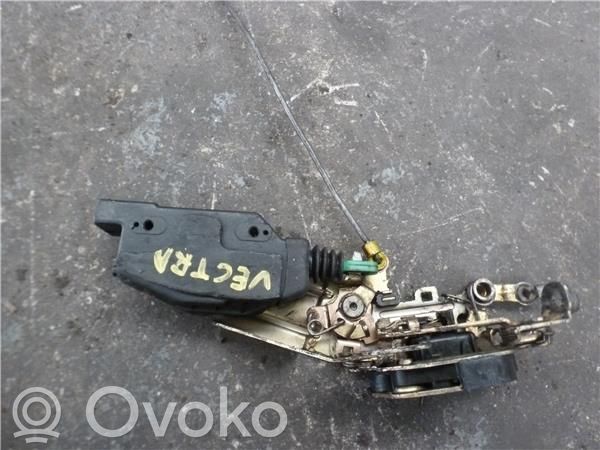 Opel Vectra A Etuoven lukko 
