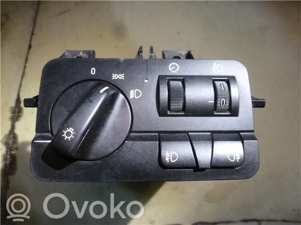 Light switch   61316907947