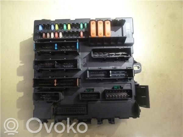 Opel Vectra C Módulo de fusible 