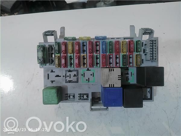 Módulo de fusible   90483952