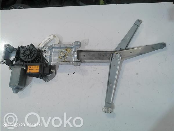 Opel Corsa B Front door electric window regulator 