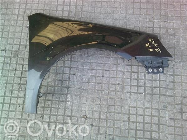 Volkswagen Golf V Front arch 