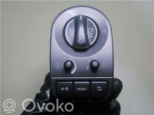 Jaguar X-Type Light switch 