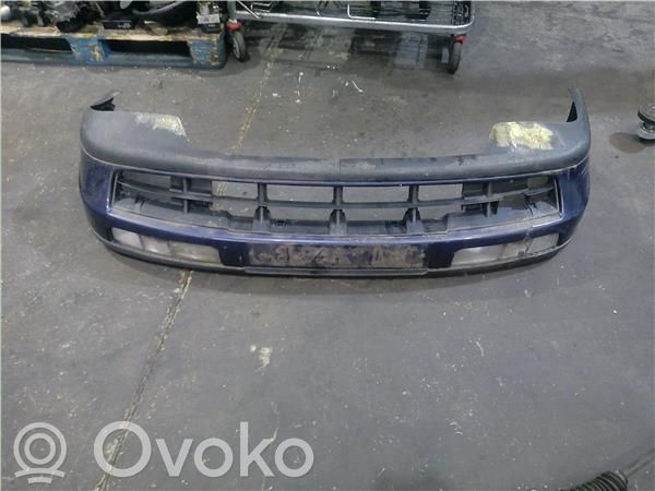 Volkswagen PASSAT B4 Parachoques delantero 
