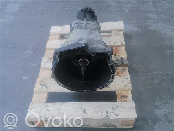Manual 5 speed gearbox   1053401098,SEISVELOCIDADES
