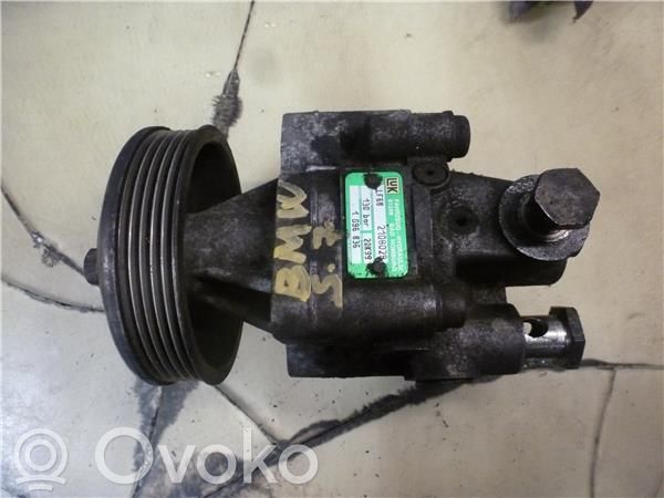 BMW 7 E38 Power steering pump 