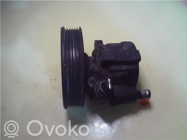 Peugeot 807 Ohjaustehostimen pumppu 