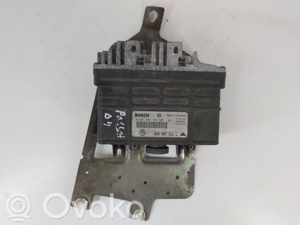 Volkswagen PASSAT B4 Engine control unit/module 