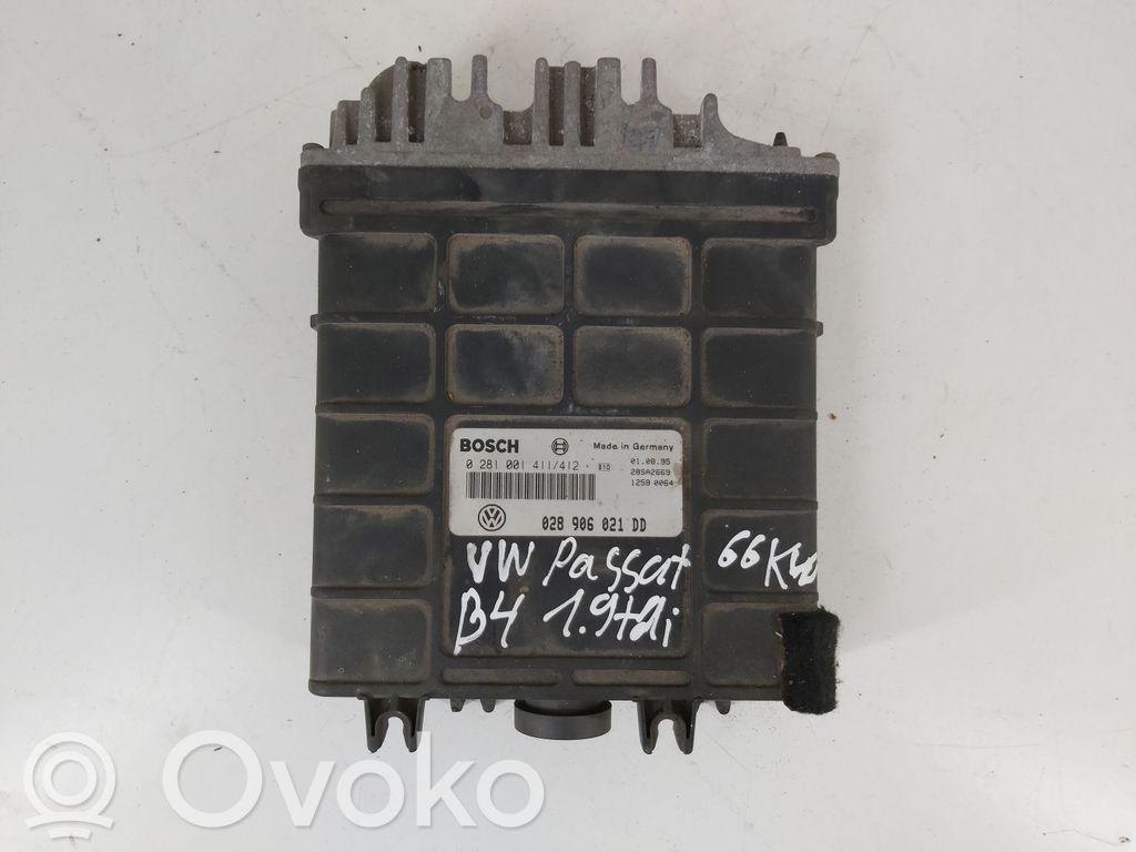 Volkswagen PASSAT B4 Engine control unit/module 