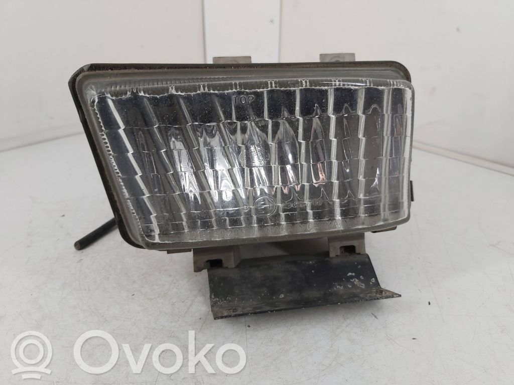 Opel Omega A Feu antibrouillard avant 
