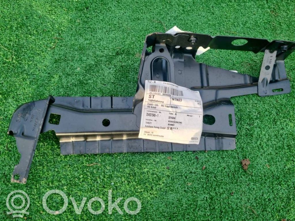 Ford Kuga II Spārna stiprinājums 