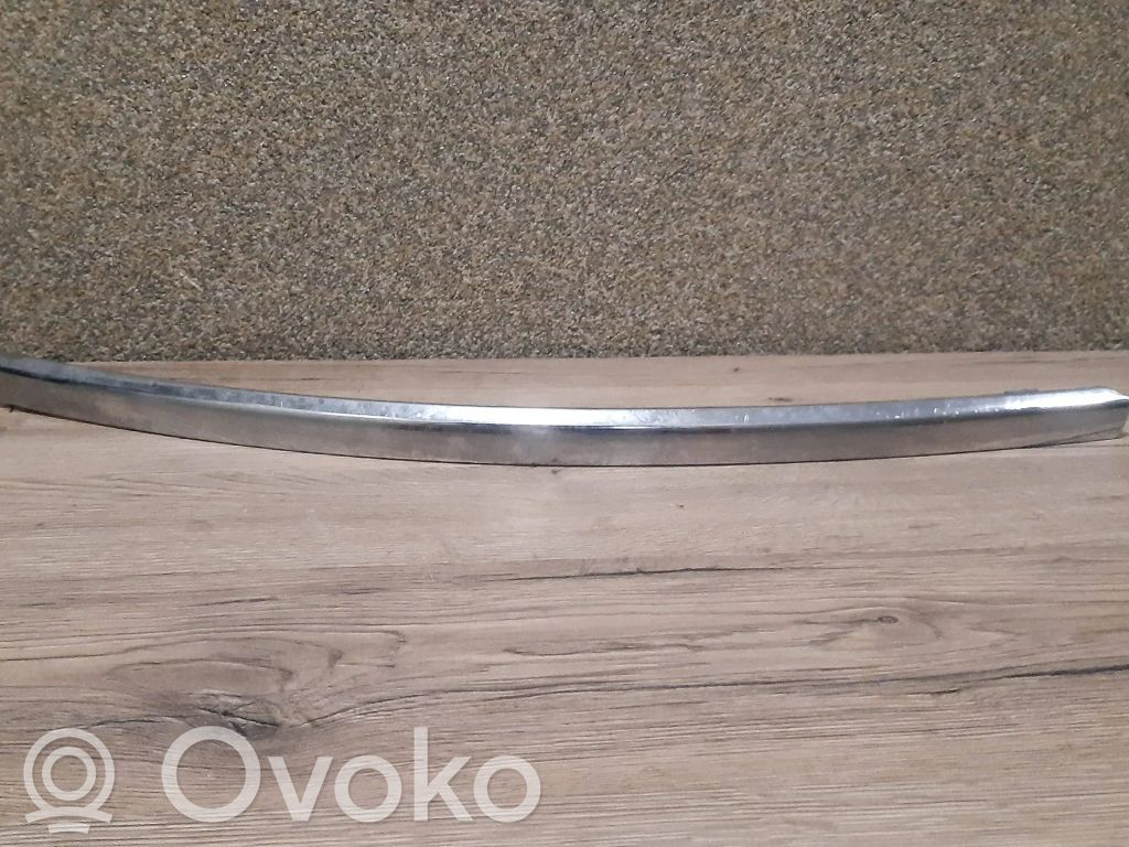 Audi A6 S6 C6 4F Listwa pod lampę przednią 