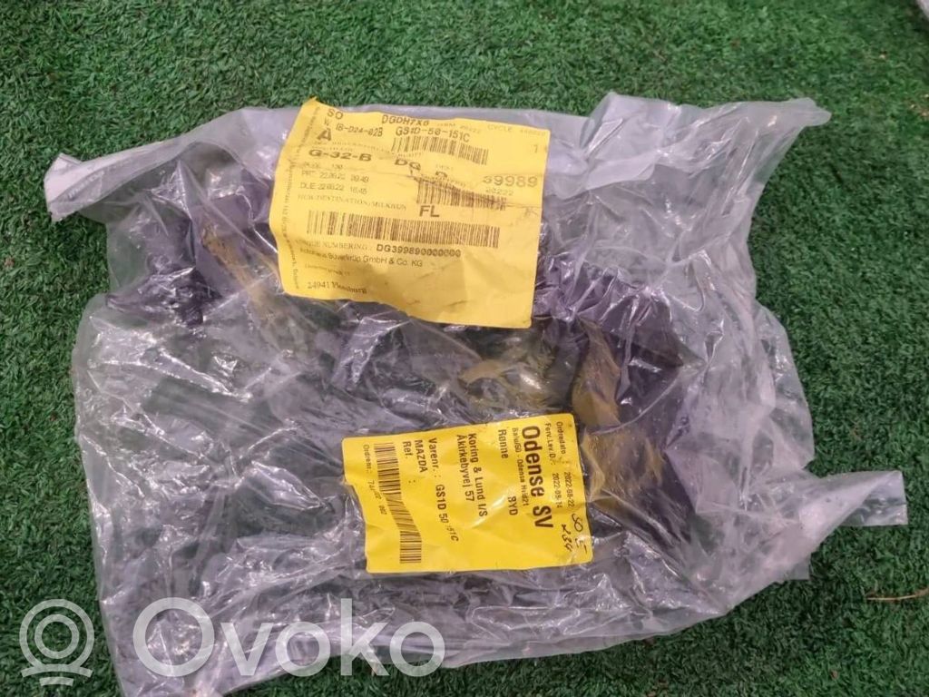 Front bumper mounting bracket   GS1D50151C,DG399890000000