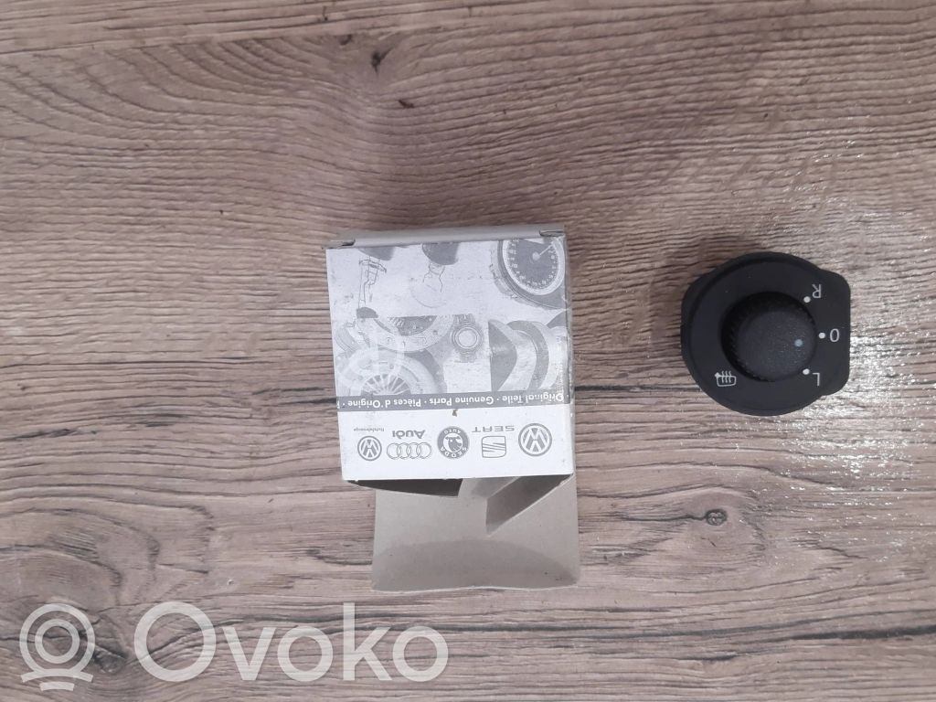 Wing mirror switch   5C1959565B,DL110440,315899,P08092011