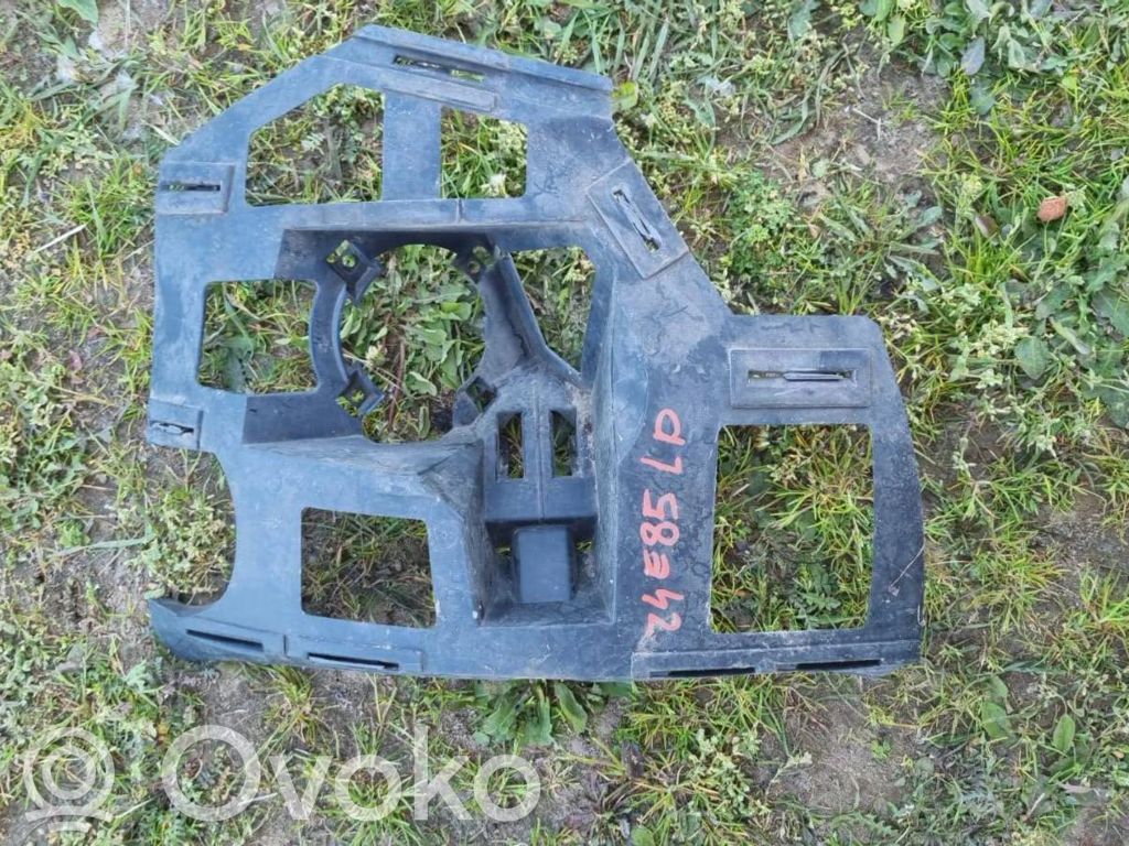 BMW Z4 E89 Front bumper mounting bracket 