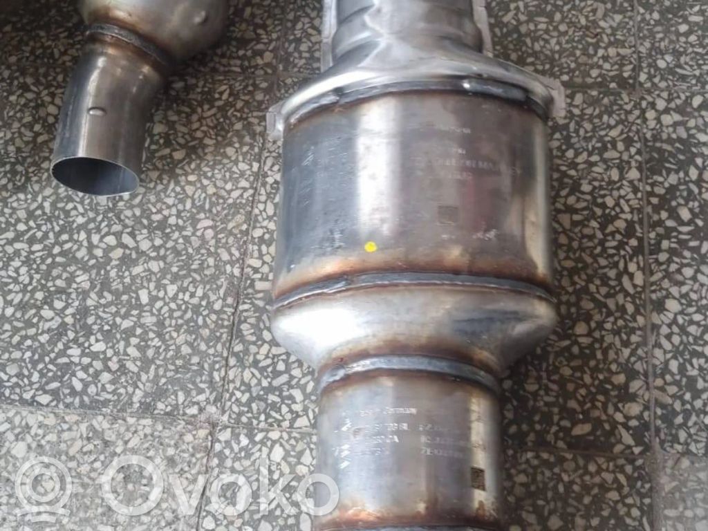 Audi A4 S4 B9 8W Filtr cząstek stałych Katalizator / FAP / DPF 