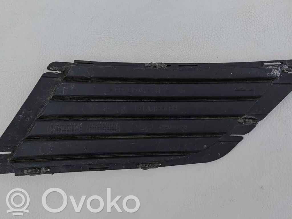 Opel Corsa C Rejilla inferior del parachoques delantero 