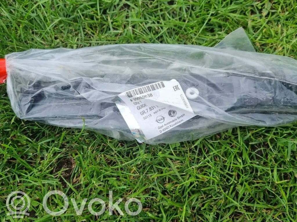 Opel Corsa E Uchwyt / Mocowanie zderzaka tylnego 