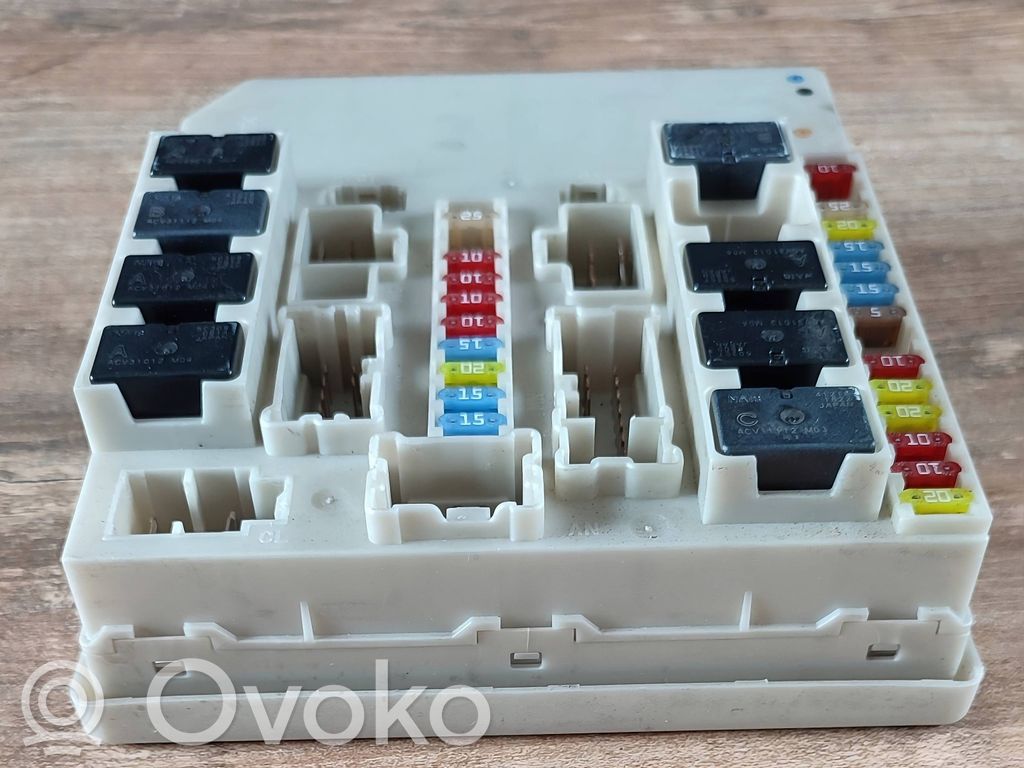 Renault Clio III Fuse box set 