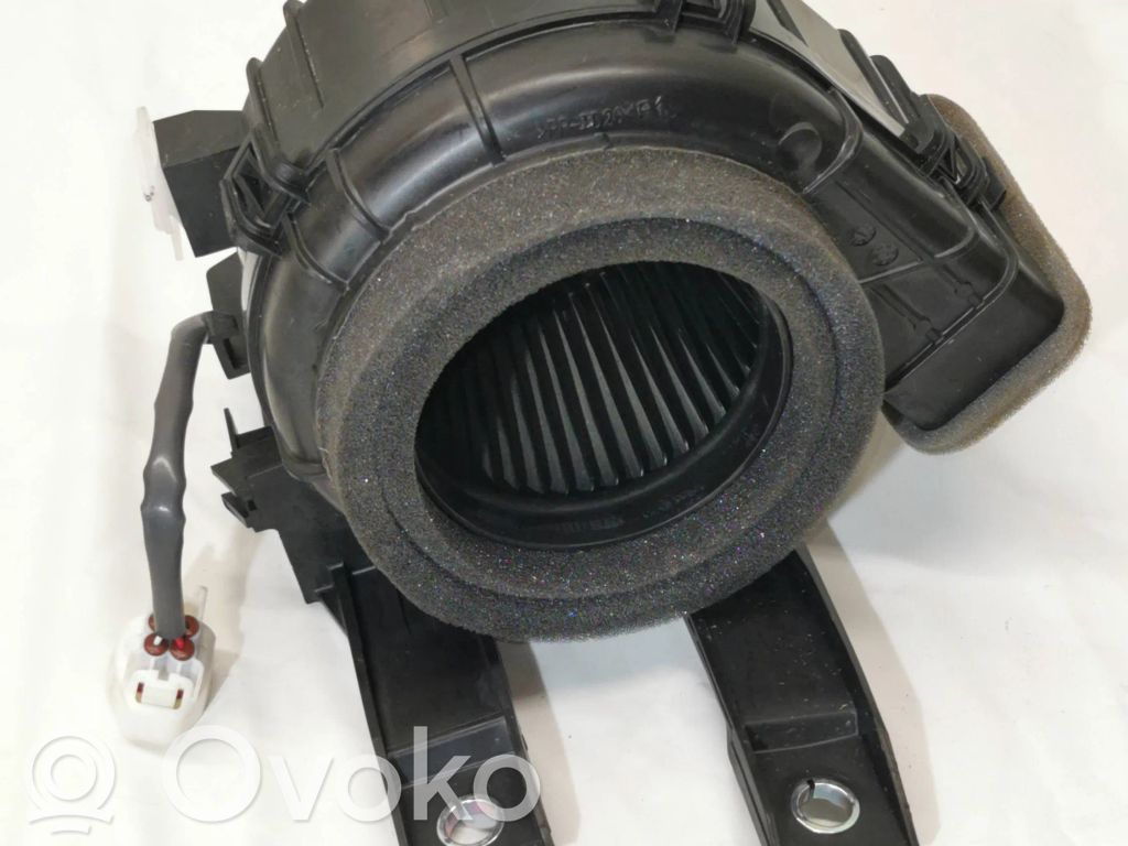 Toyota C-HR I Ventilator aerotermă 