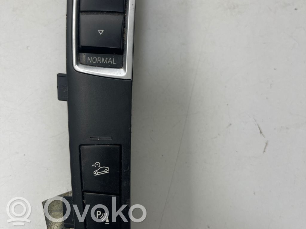 BMW 5 F10 F11 Przycisk / Włącznik czujnika parkowania PDC 