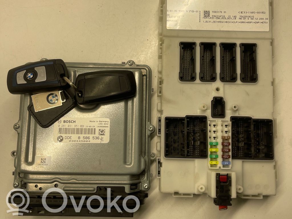 BMW 4 F32 F33 Komputer / Sterownik ECU i komplet kluczy 