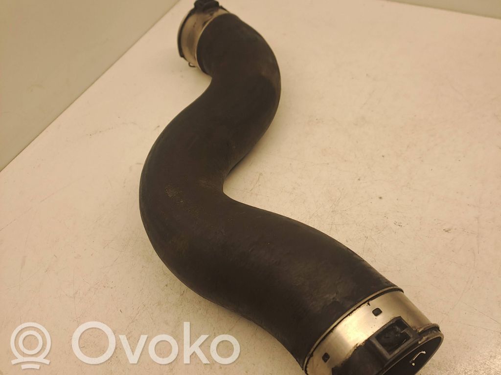 BMW 5 F10 F11 Furtun/conductă intercooler 