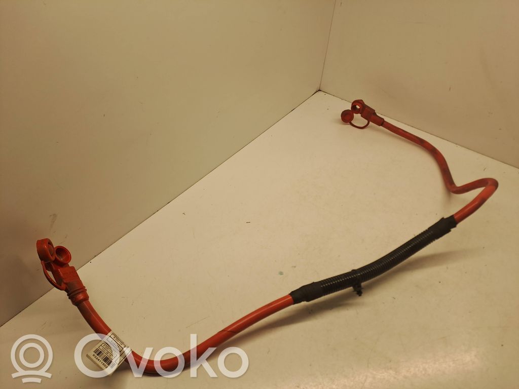BMW X5 F15 Cablu cu bornă pozitivă (baterie) 