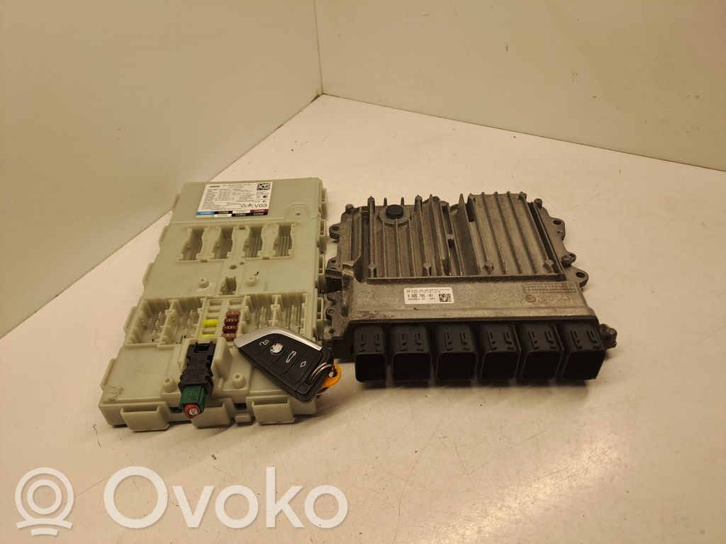 BMW 5 G30 G31 G38 Komputer / Sterownik ECU i komplet kluczy 