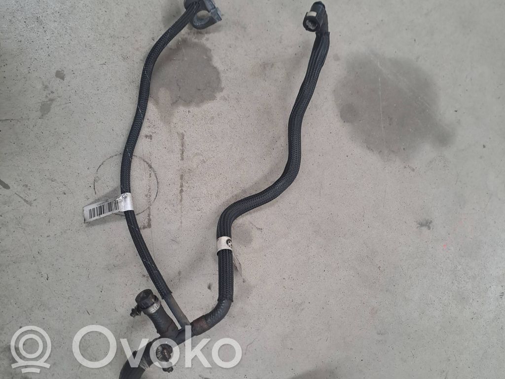 BMW 5 F10 F11 Linea/tubo/manicotto combustibile 