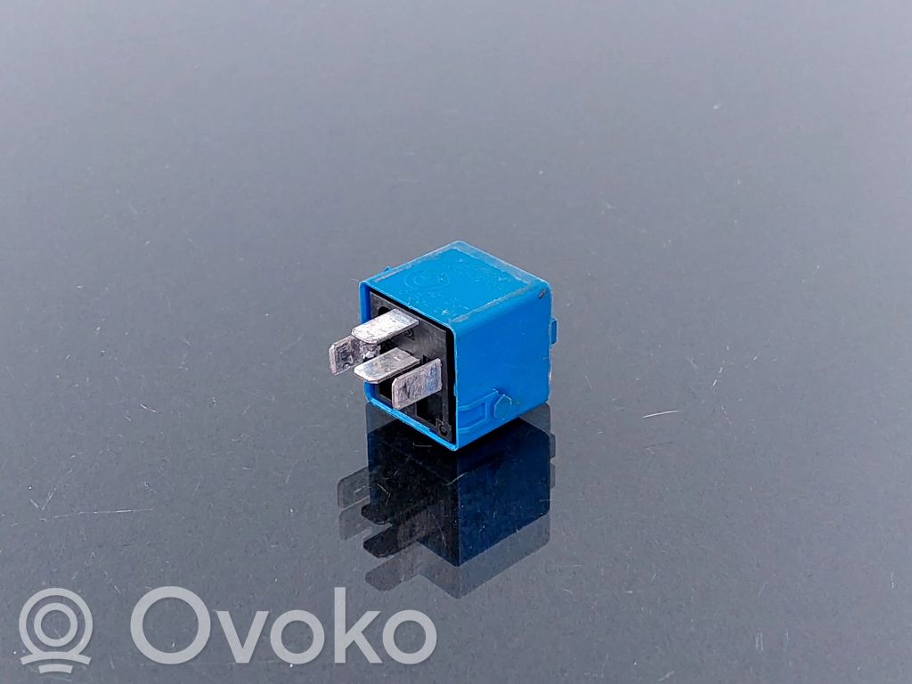 BMW 5 E39 Other relay 