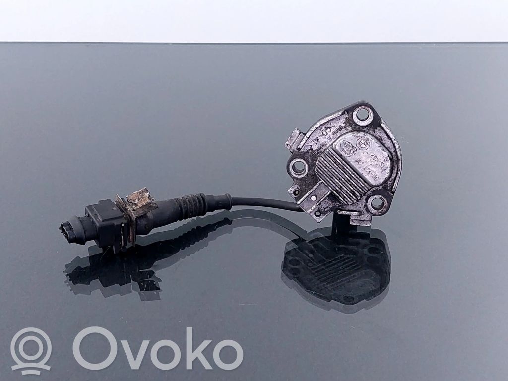 BMW 5 E39 Oil level sensor 