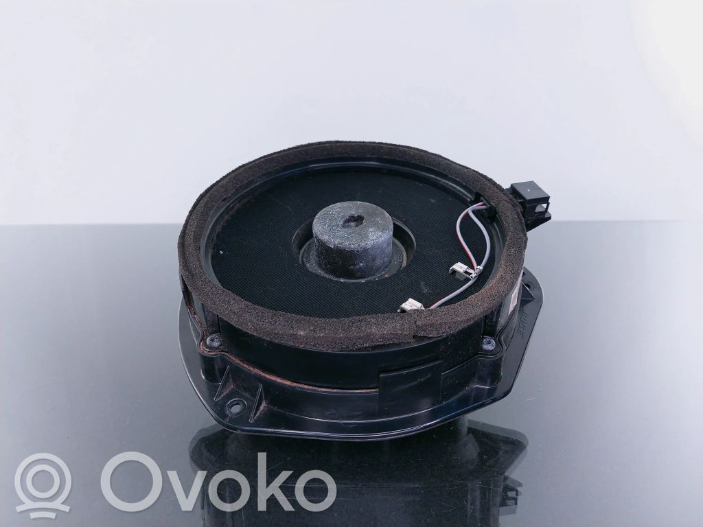 Audi A8 S8 D3 4E Front door speaker 