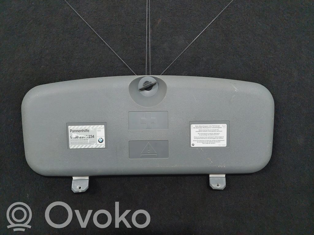 BMW 7 E65 E66 Tool box 