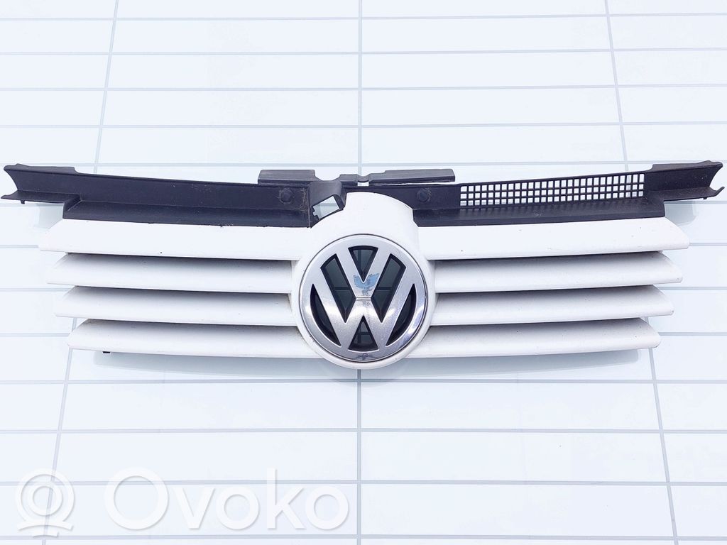 Volkswagen Bora Front bumper upper radiator grill 