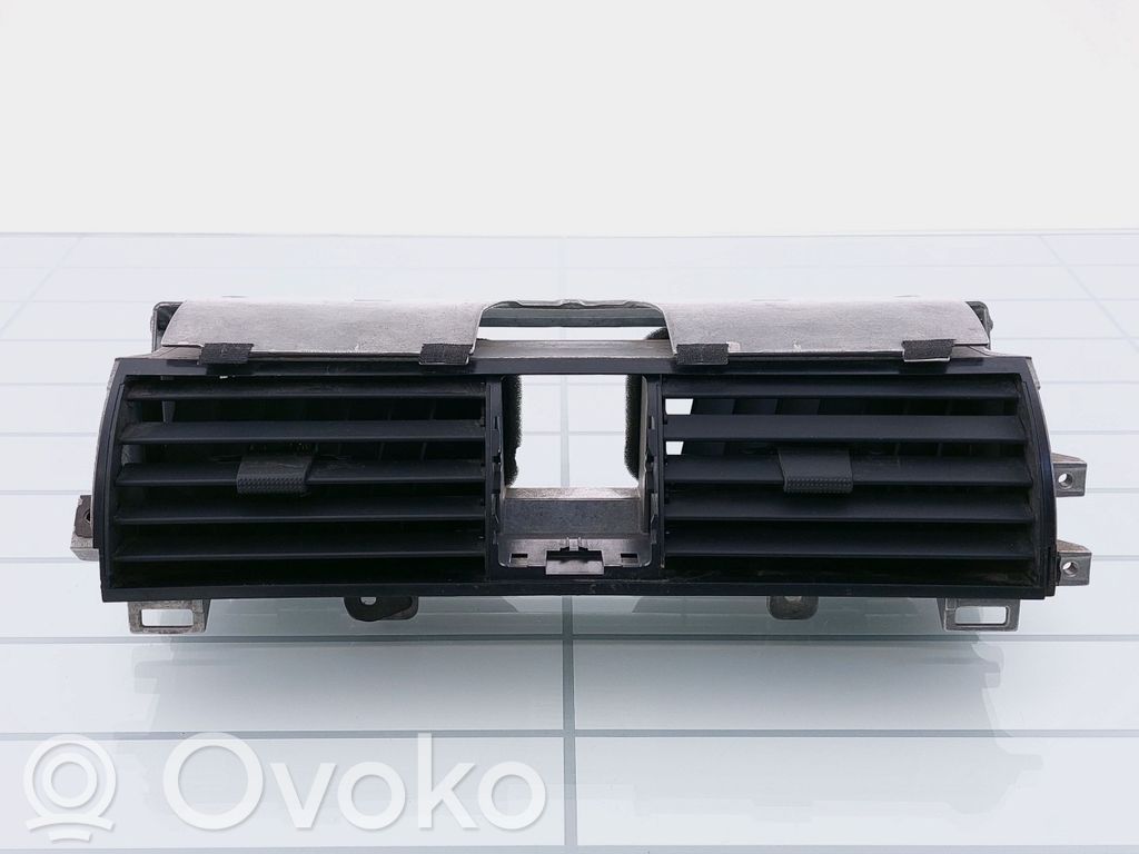 Volkswagen Phaeton Dysze / Kratki środkowego nawiewu deski rozdzielczej 