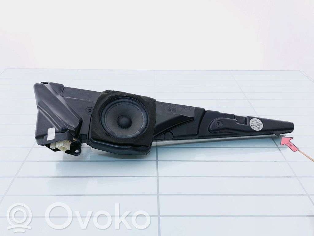 BMW 5 E39 Front door speaker 