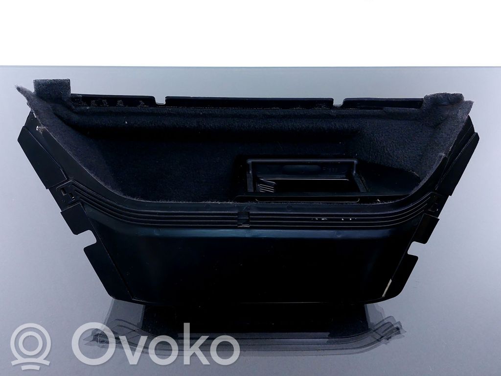 BMW 5 E39 Pelnutrauks 