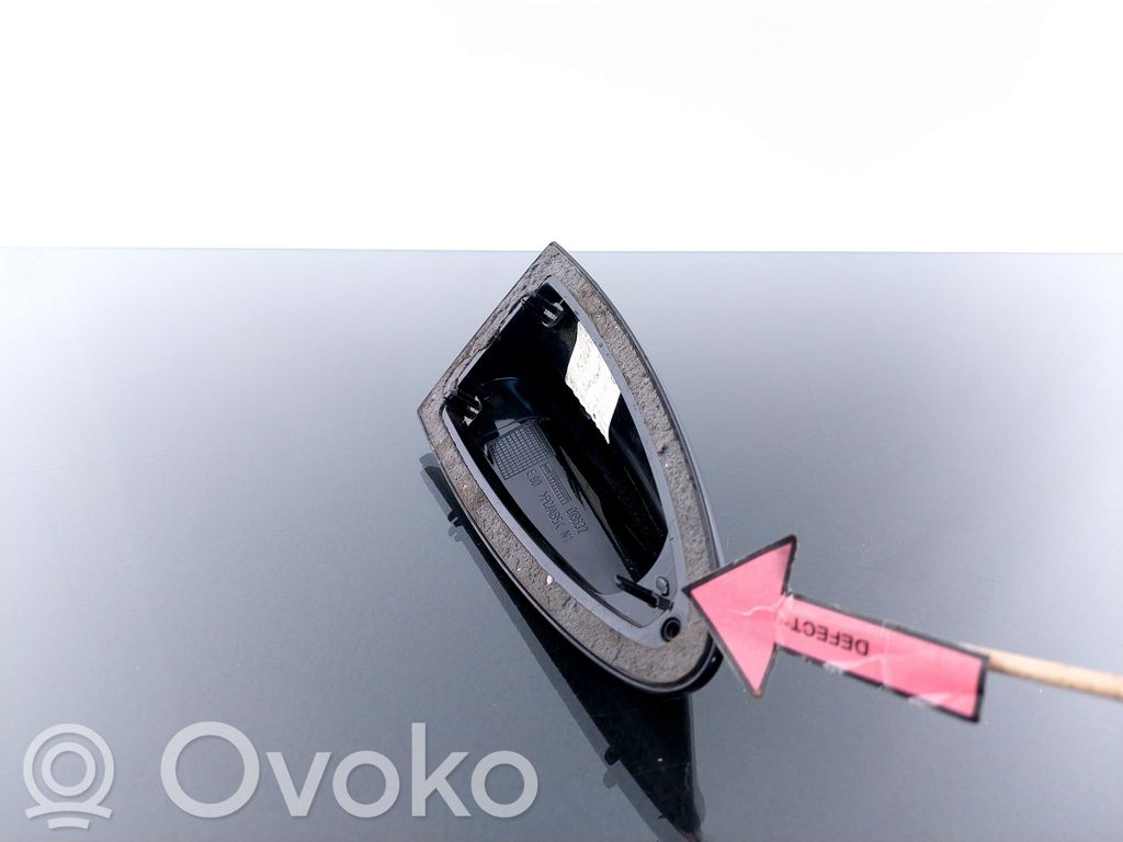 BMW 3 E90 E91 Stogo (GPS) antenos dangtelis 