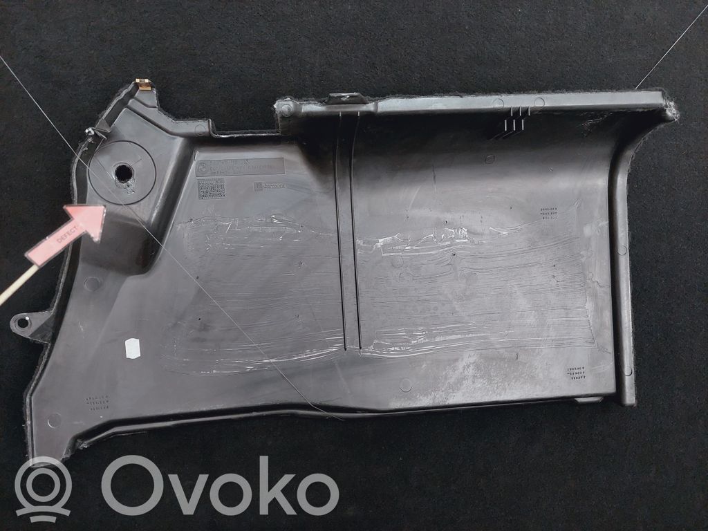 BMW 5 E39 Boczek / Tapicerka / bagażnika 