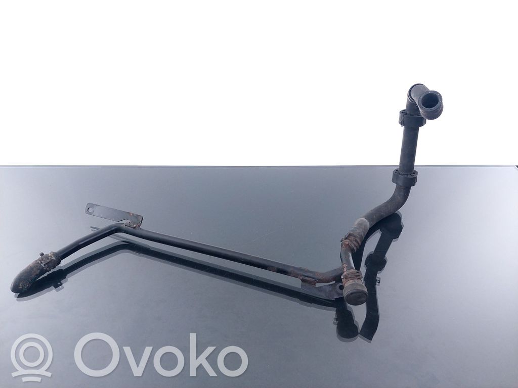 Volkswagen Phaeton Caurulīte (-es) / šļūtene (-es) 