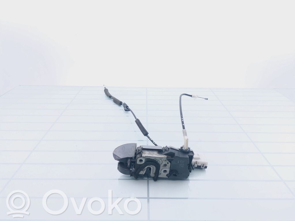 Citroen C5 Priekšpusē slēdzene 