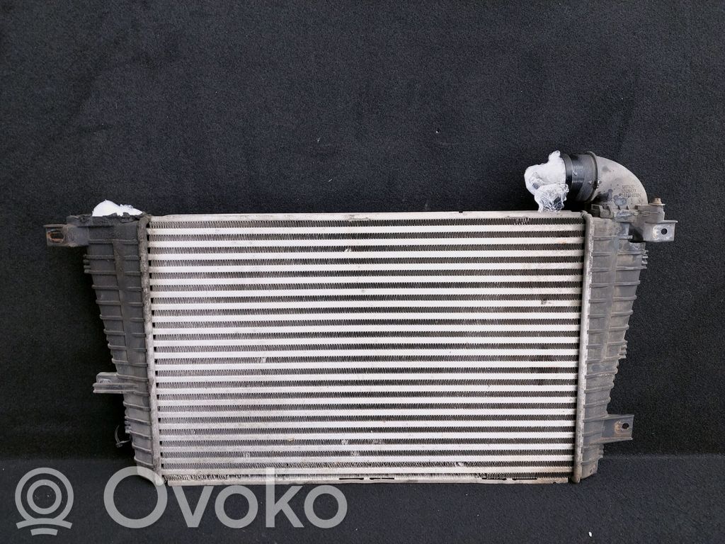 Opel Astra H Interkūlerio radiatorius 