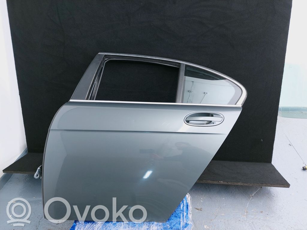 BMW 7 E65 E66 Galinės durys 