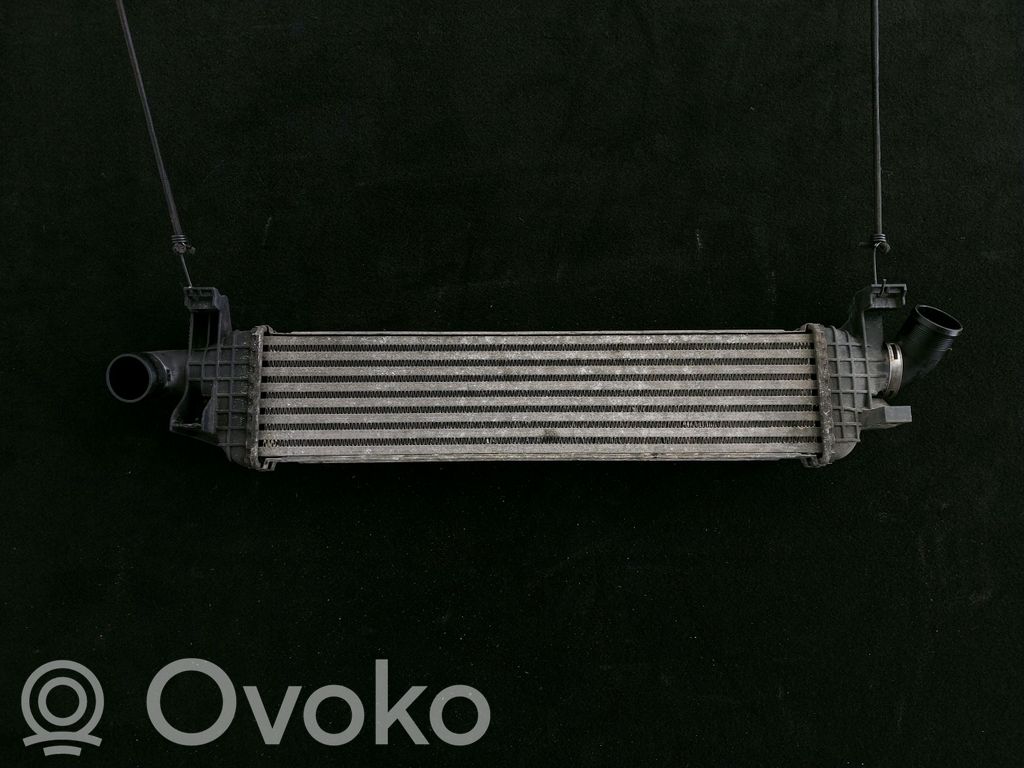 Volvo V50 Interkūlerio radiatorius 