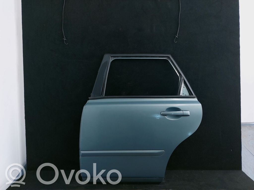 Volvo V50 Aizmugurējās durvis 
