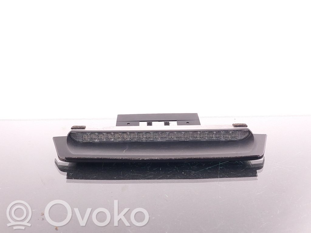 Volvo S80 Papildomas stop žibintas 