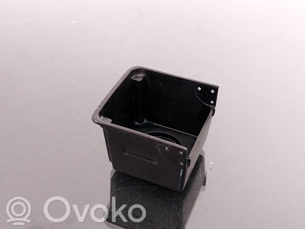 Volvo S80 Puodelio laikiklis 