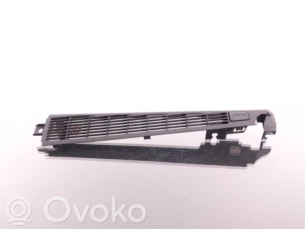BMW 5 E39 Kita bagažinės apdailos detalė 
