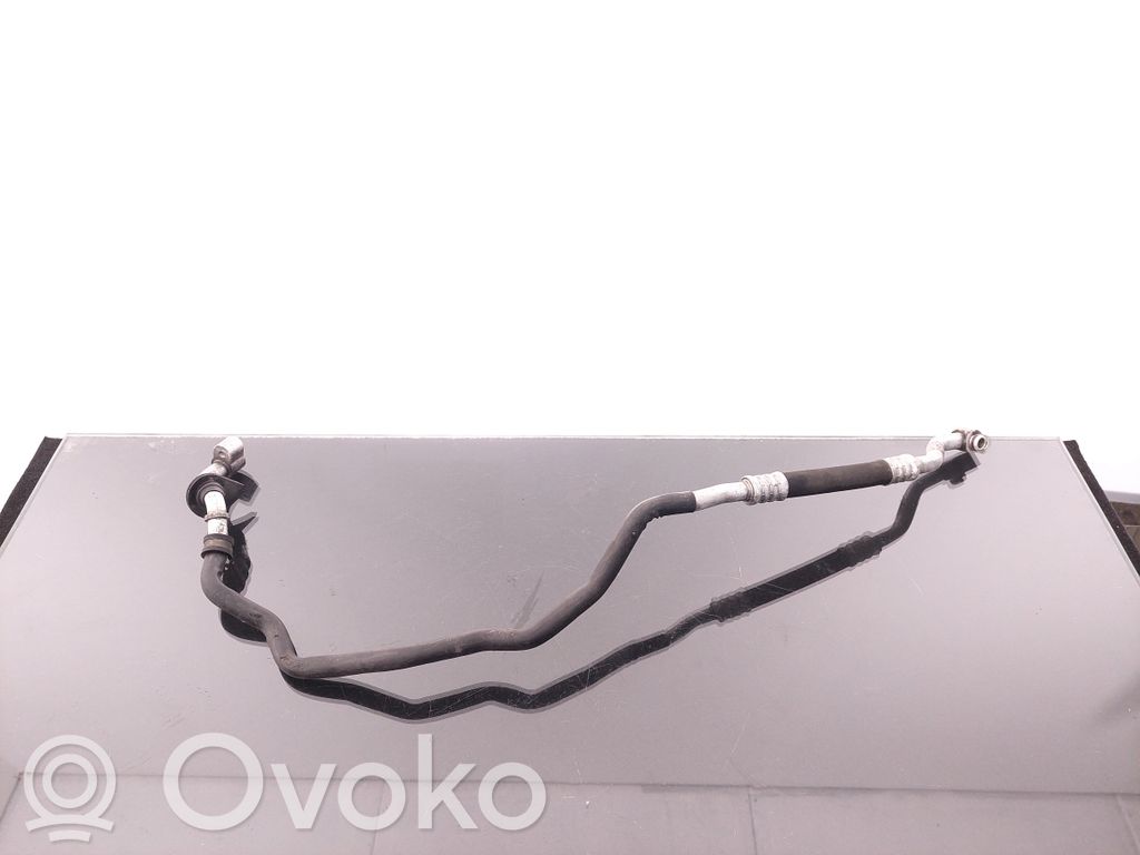 Volkswagen Touareg I Manguera/tubo del aire acondicionado (A/C) 